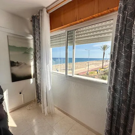 La Vela Playa 2 Apartment